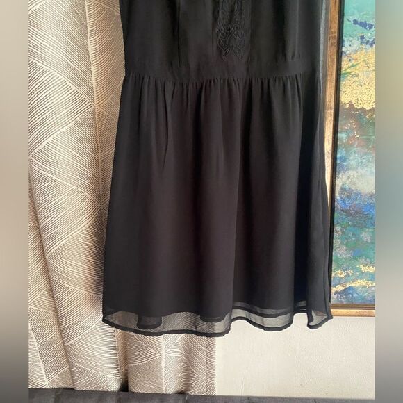 Kimchi Blue  Mini Dress Women Sz 10 Black  Embroidery Button Lace Sleeve Chiffon - Picture 11 of 16